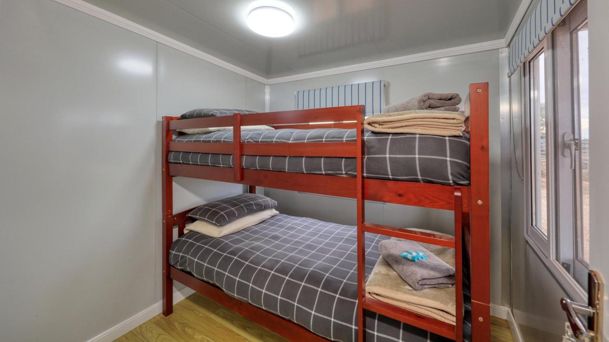 White Cliffs Self Contained Cabin Accommodation Exterior foto