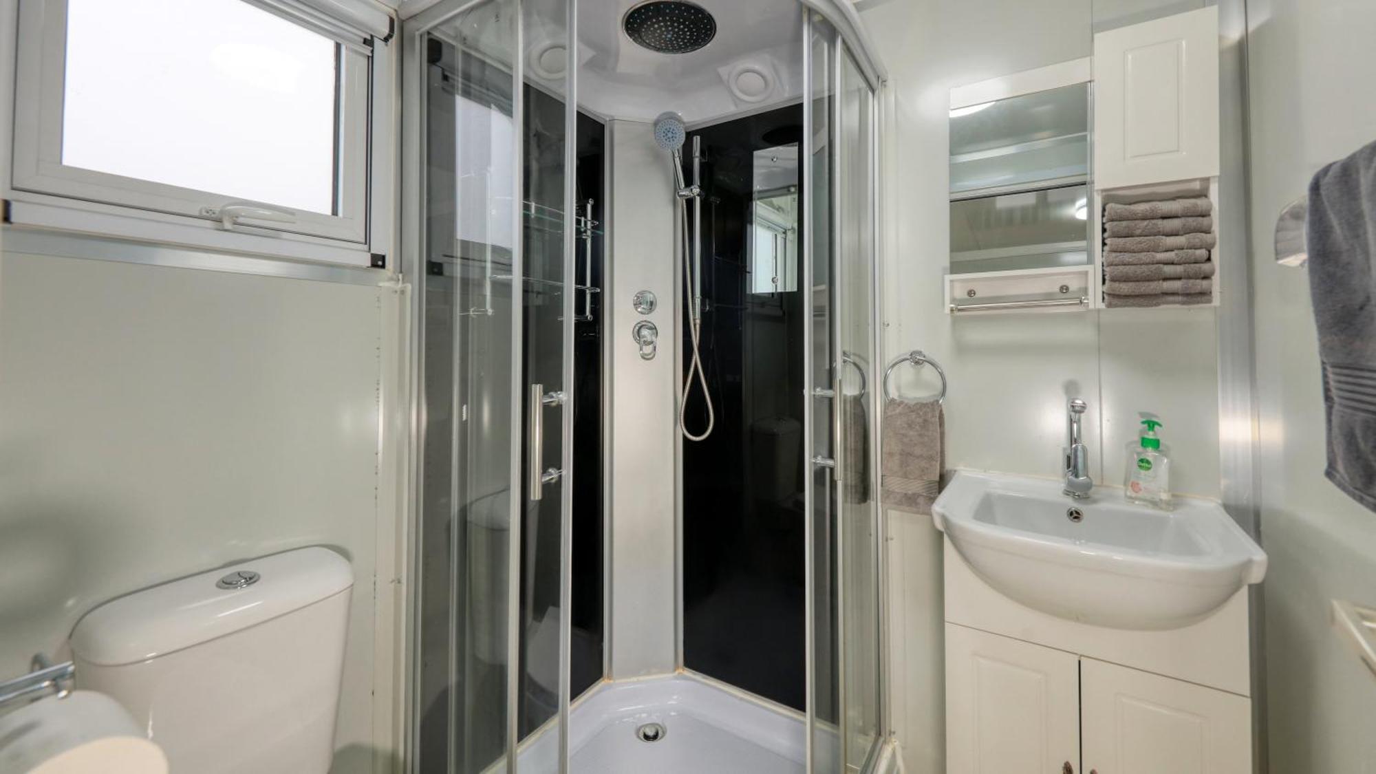 White Cliffs Self Contained Cabin Accommodation Exterior foto